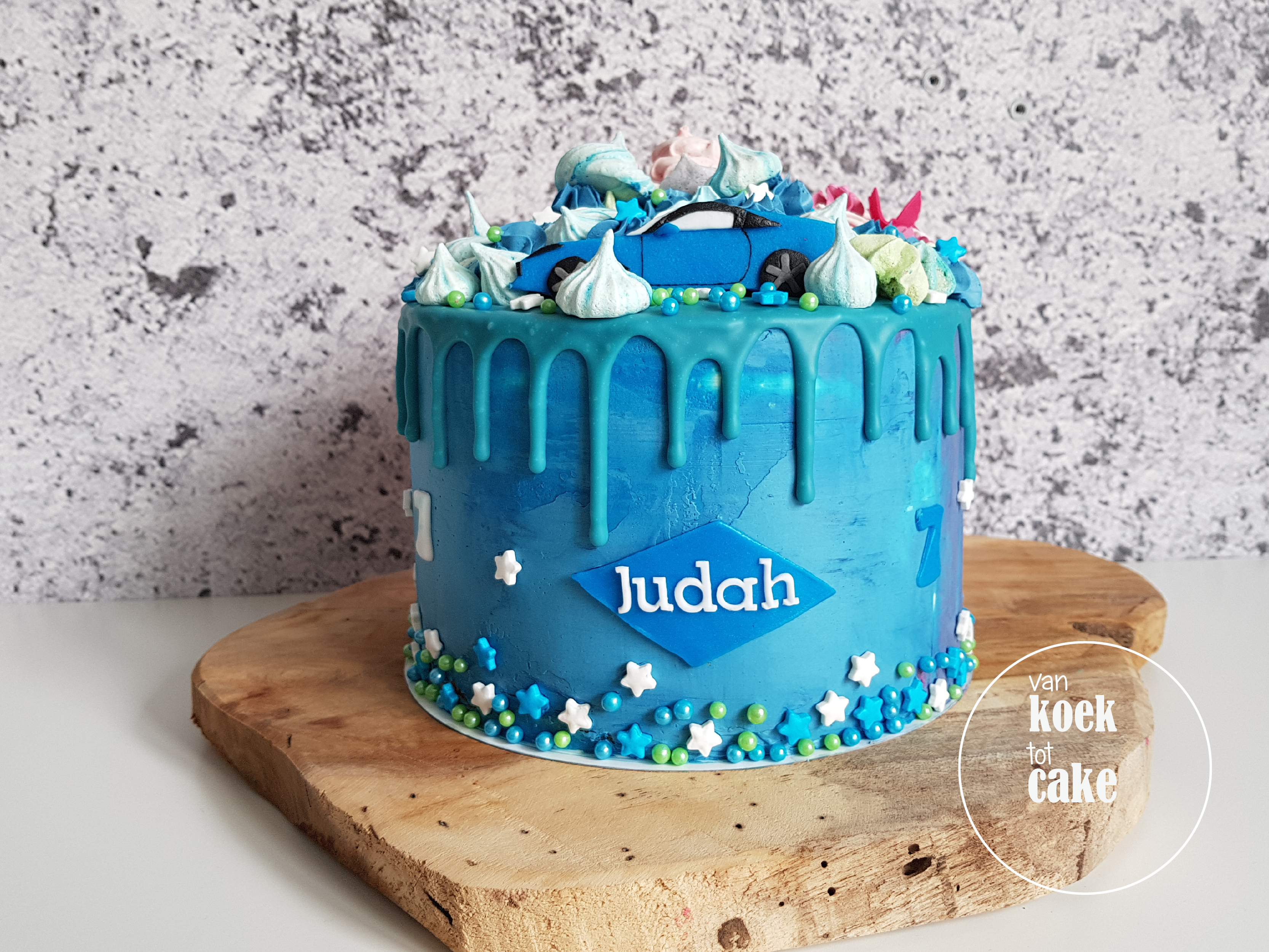 Welp Verjaardagstaart jongen en meisje blauw en roze – van koek tot cake FX-29