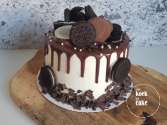 Oreotaart met oreo koekjes en drips van melkchocolade - van koek tot cake Middelburg