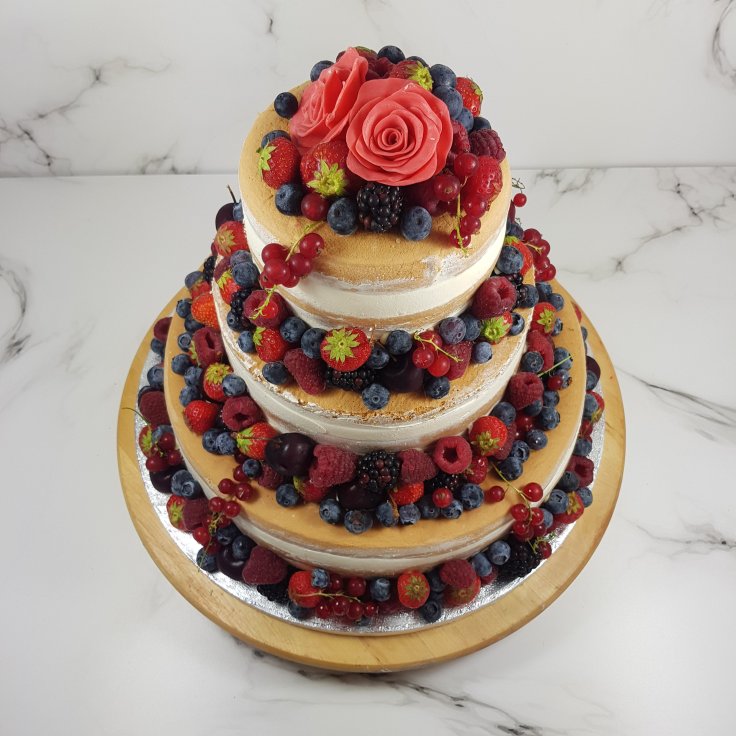 Bruidstaart naked cake rood fruit | Bruidsgebak en bruidstaart bestellen Zeeland Middelburg Vlissingen